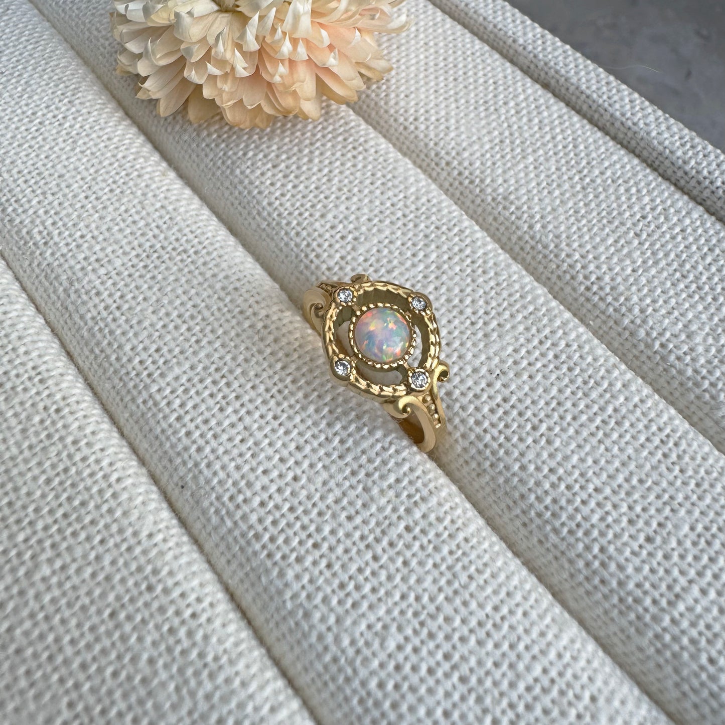 Ellie Ring