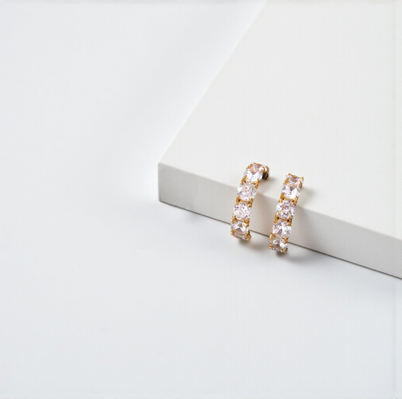 Sammie Stud Earrings