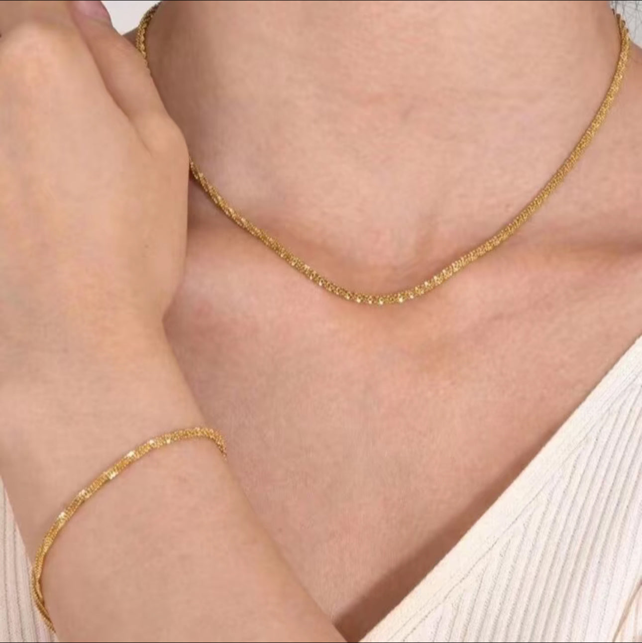 Ada Necklace