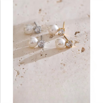 Silver Amia Stud Earrings
