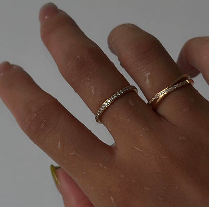 Izzy Ring