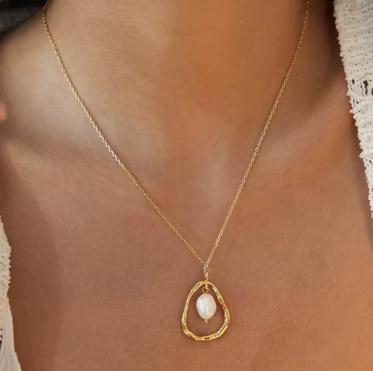 Ellen Necklace