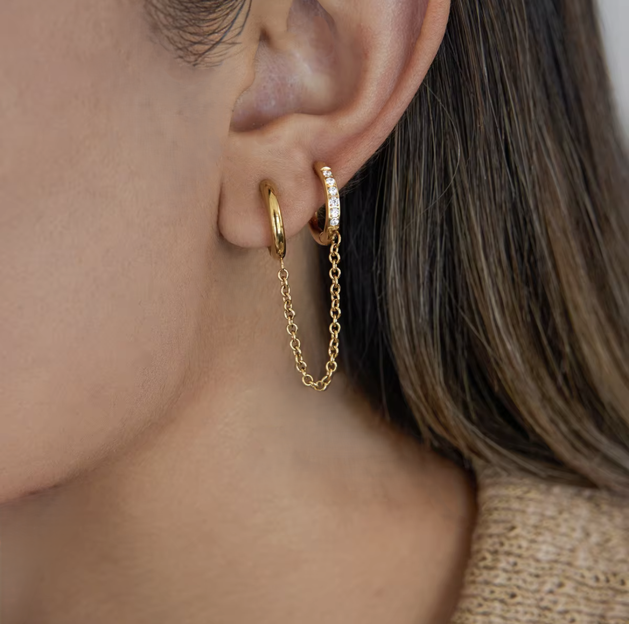 Kari Hooped Earrings