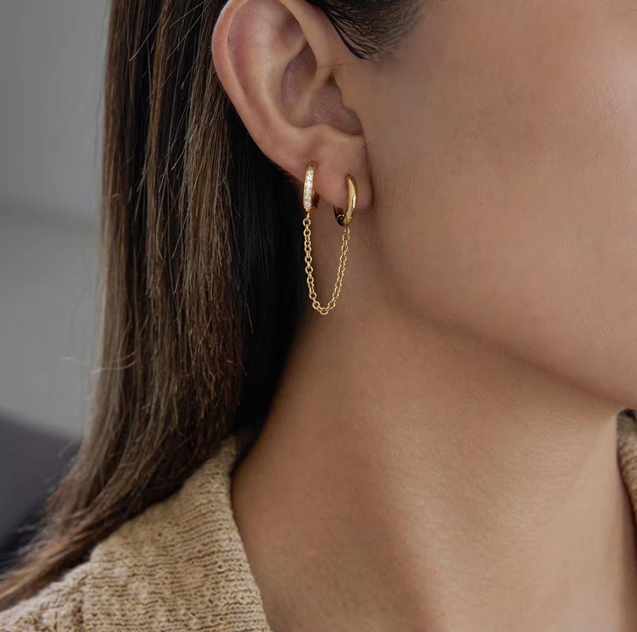 Kari Hooped Earrings