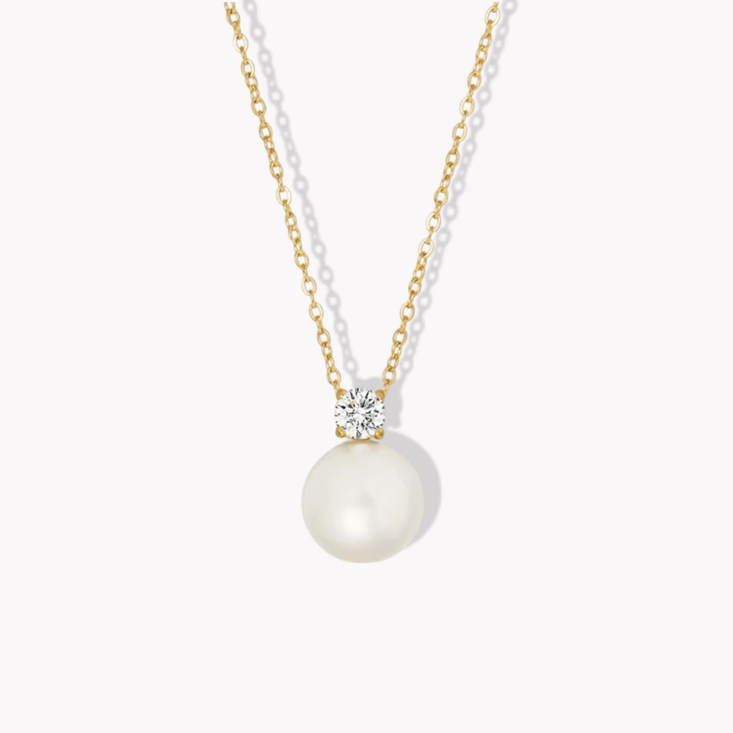 Amia Pearl Necklace