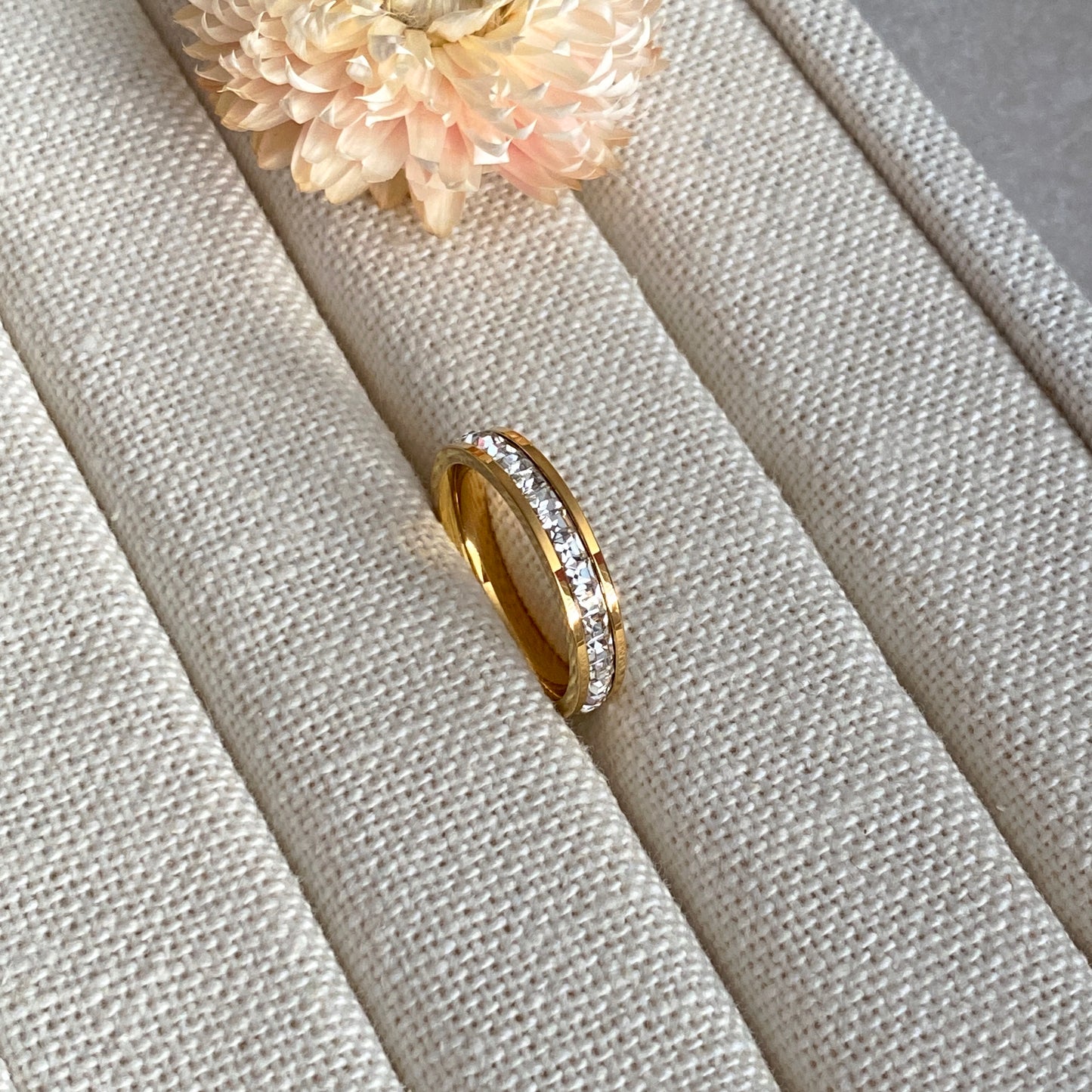 Amira Ring