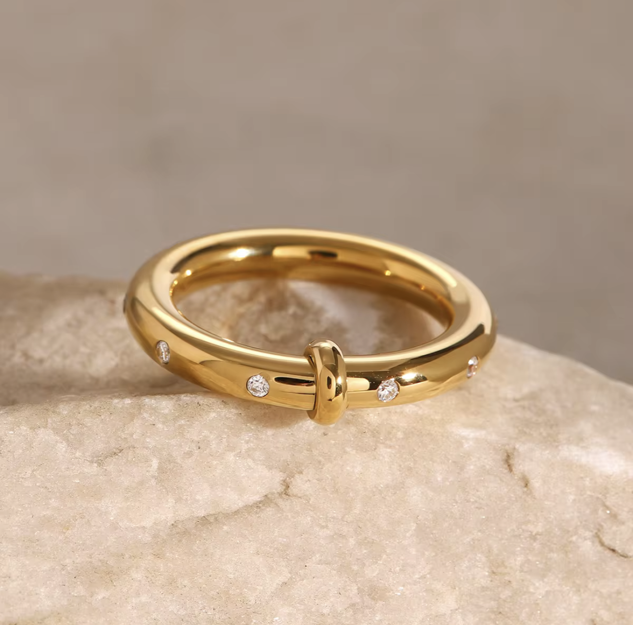Paloma Ring